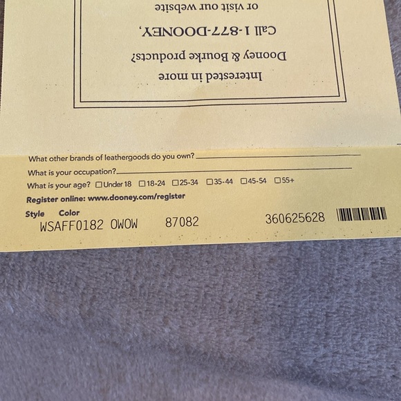 🖤🤍DOONEY & BOURKE🖤🤍Off White Saffiano Clutch Wallet/Crossbody - Picture 7 of 9